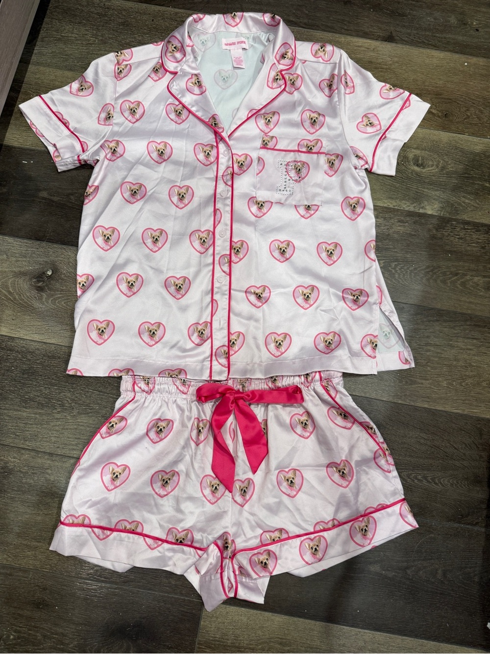 PINK x Legally Blonde Bruiser Silk Heart-Print Short Pajama Set